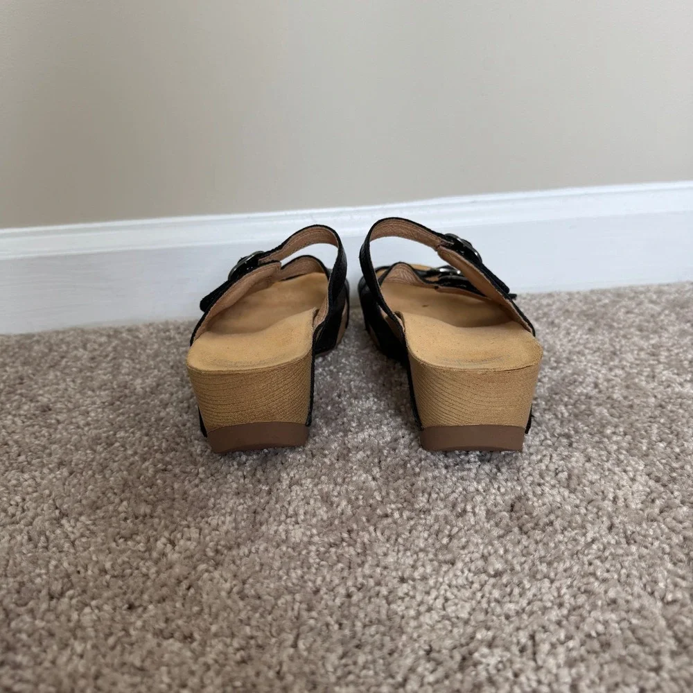 Dansko Women Black Leather Triple Strap Buckle Wedge Slide Sandals Size 38